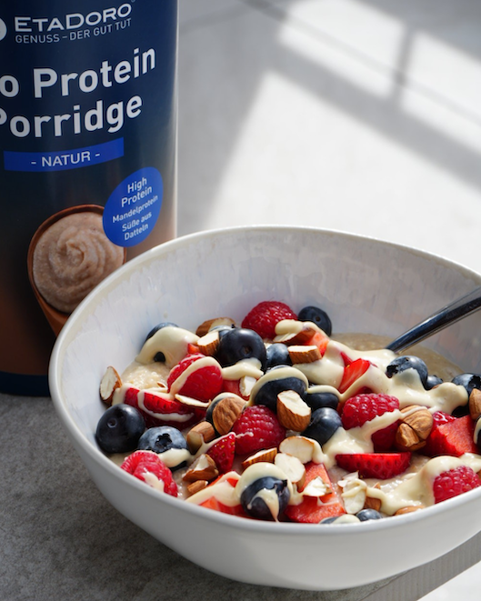 Mandelprotein-Porridge: Das neue Superfood für alle, die gesund genießen und dabei abnehmen wollen